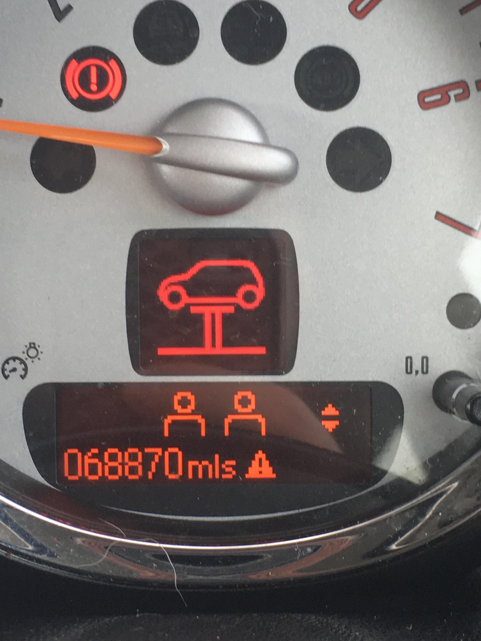 Gen2 MINI / E series BMW Footwell services /